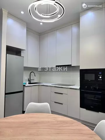 2-комнатная квартира, этаж 2 из 12, 45 м², на длительный срок