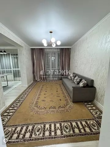 2-комнатная квартира, этаж 3 из 10, 70 м², на длительный срок