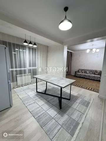 70 м², 2-комнатная квартира, этаж 3 из 10, 70 м², на длительный срок, изображение - 6