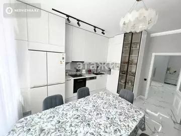 103 м², 3-комнатная квартира, этаж 3 из 12, 103 м², изображение - 0