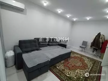 1-комнатная квартира, этаж 9 из 9, 40 м²