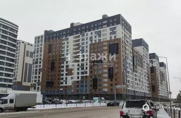 1-комнатная квартира, этаж 14 из 17, 32 м²