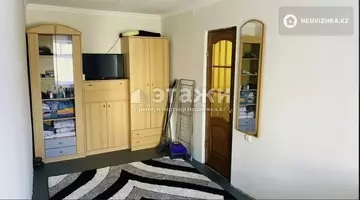2-комнатная квартира, этаж 3 из 4, 46 м²