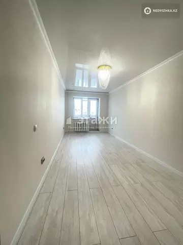 2-комнатная квартира, этаж 3 из 10, 56 м²