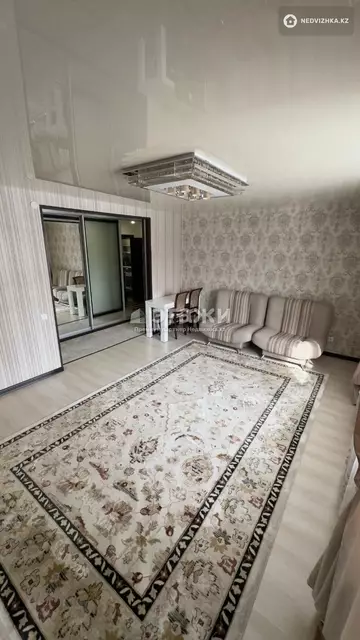 3-комнатная квартира, этаж 4 из 6, 78 м²