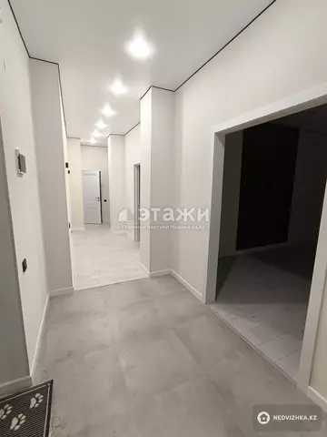 2-комнатная квартира, этаж 3 из 17, 70 м²