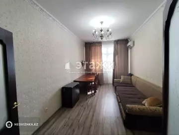 3-комнатная квартира, этаж 2 из 10, 100 м²