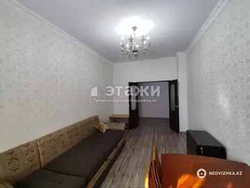 3-комнатная квартира, этаж 2 из 10, 100 м²
