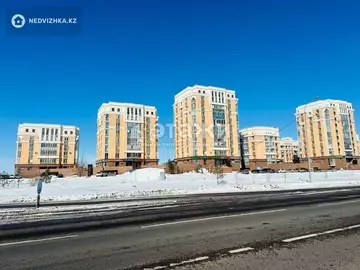 2-комнатная квартира, этаж 9 из 9, 60 м²