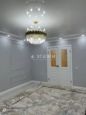 2-комнатная квартира, этаж 4 из 9, 61 м²