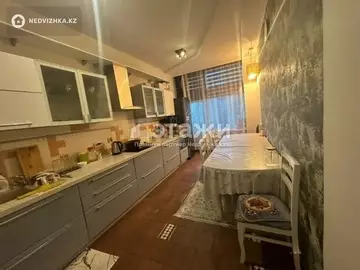 2-комнатная квартира, этаж 19 из 21, 79 м²