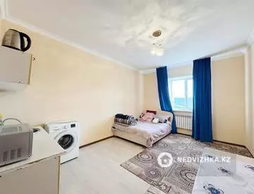 1-комнатная квартира, этаж 4 из 5, 35 м²