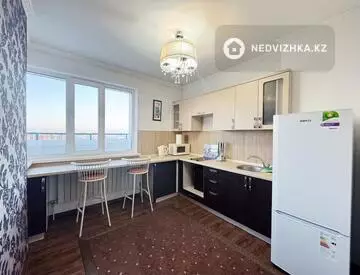 2-комнатная квартира, этаж 24 из 24, 78 м²