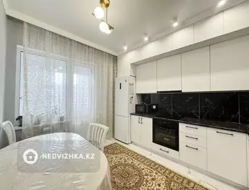 3-комнатная квартира, этаж 6 из 7, 82 м²