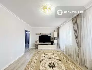 3-комнатная квартира, этаж 5 из 9, 100 м²