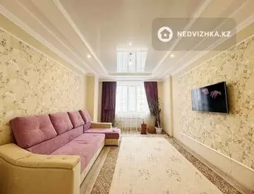 3-комнатная квартира, этаж 8 из 12, 100 м²