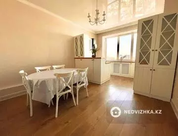 3-комнатная квартира, этаж 5 из 21, 130 м²