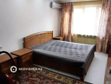 2-комнатная квартира, этаж 2 из 5, 50 м², на длительный срок