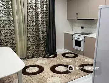 2-комнатная квартира, этаж 14 из 19, 78 м², на длительный срок