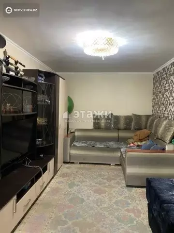 2-комнатная квартира, этаж 2 из 4, 43 м²