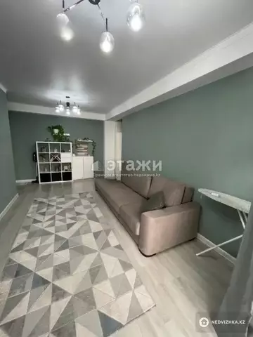 2-комнатная квартира, этаж 12 из 13, 58 м²
