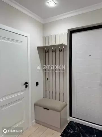 1-комнатная квартира, этаж 5 из 10, 33 м²