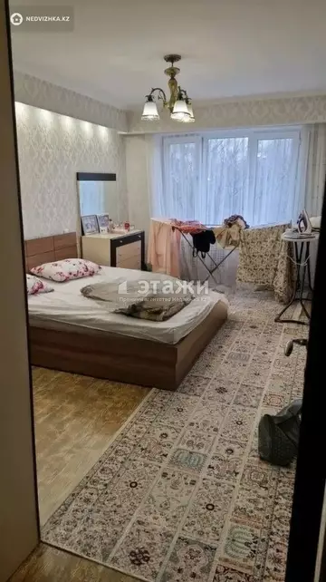 3-комнатная квартира, этаж 4 из 5, 66 м²