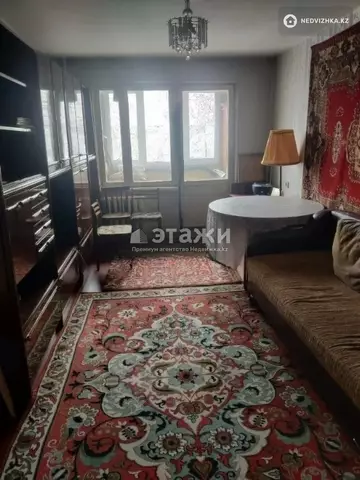 2-комнатная квартира, этаж 4 из 5, 44 м²