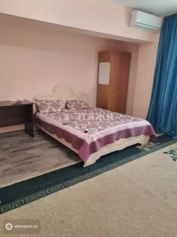 1-комнатная квартира, этаж 3 из 9, 43 м²