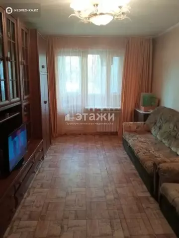 3-комнатная квартира, этаж 2 из 5, 58 м²