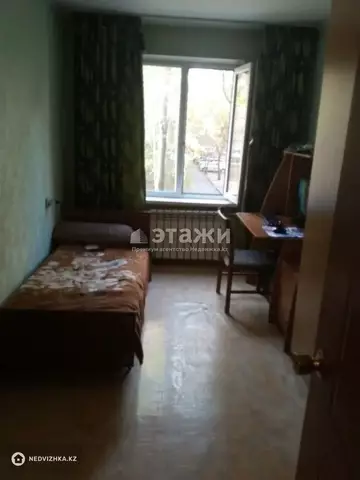 3-комнатная квартира, этаж 2 из 5, 58 м²