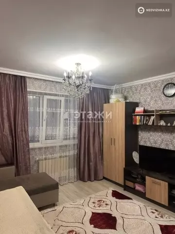 2-комнатная квартира, этаж 3 из 5, 44 м²