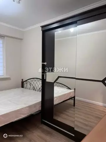 2-комнатная квартира, этаж 4 из 6, 42 м²