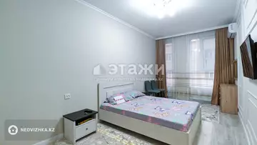 1-комнатная квартира, этаж 2 из 13, 50 м², на длительный срок