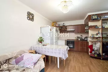 2-комнатная квартира, этаж 4 из 5, 36 м²