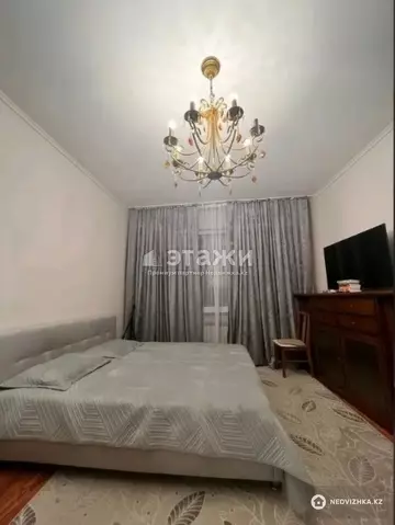 1-комнатная квартира, этаж 7 из 12, 54 м²