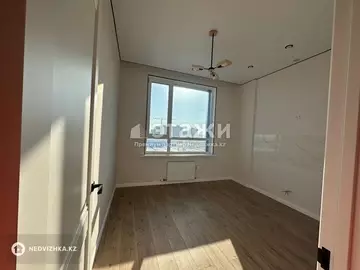 1-комнатная квартира, этаж 7 из 9, 39 м²