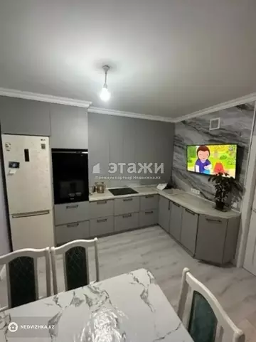 2-комнатная квартира, этаж 12 из 15, 60 м²