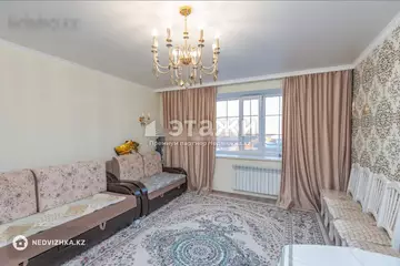 3-комнатная квартира, этаж 8 из 9, 63 м²