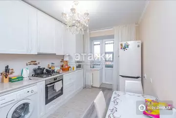 3-комнатная квартира, этаж 8 из 9, 63 м²