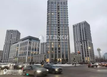 4-комнатная квартира, этаж 20 из 22, 200 м²