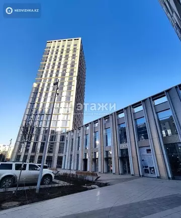 4-комнатная квартира, этаж 20 из 22, 200 м²