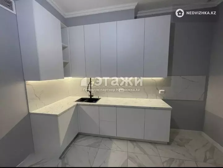 110 м², 4-комнатная квартира, этаж 3 из 8, 110 м², изображение - 1