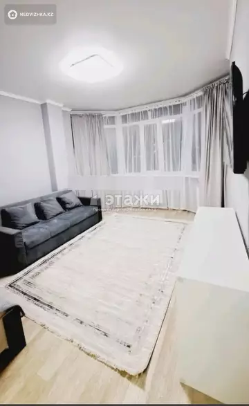 1-комнатная квартира, этаж 4 из 16, 45 м²