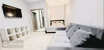 1-комнатная квартира, этаж 4 из 16, 45 м²