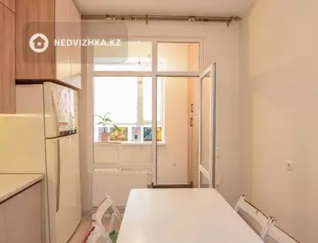 2-комнатная квартира, этаж 1 из 12, 60 м²