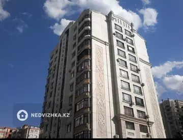 2-комнатная квартира, этаж 3 из 13, 60 м², на длительный срок