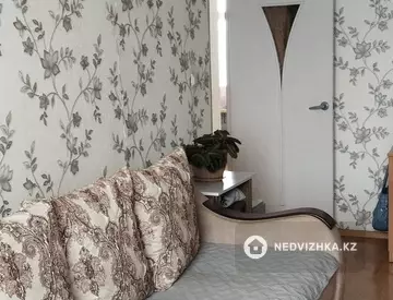 2-комнатная квартира, этаж 3 из 4, 41 м²