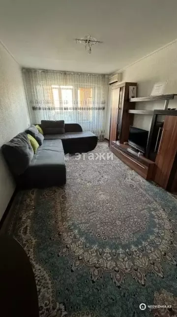 2-комнатная квартира, этаж 3 из 5, 42 м²