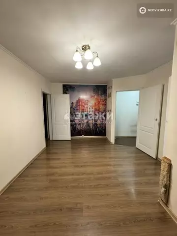 3-комнатная квартира, этаж 4 из 4, 50 м²